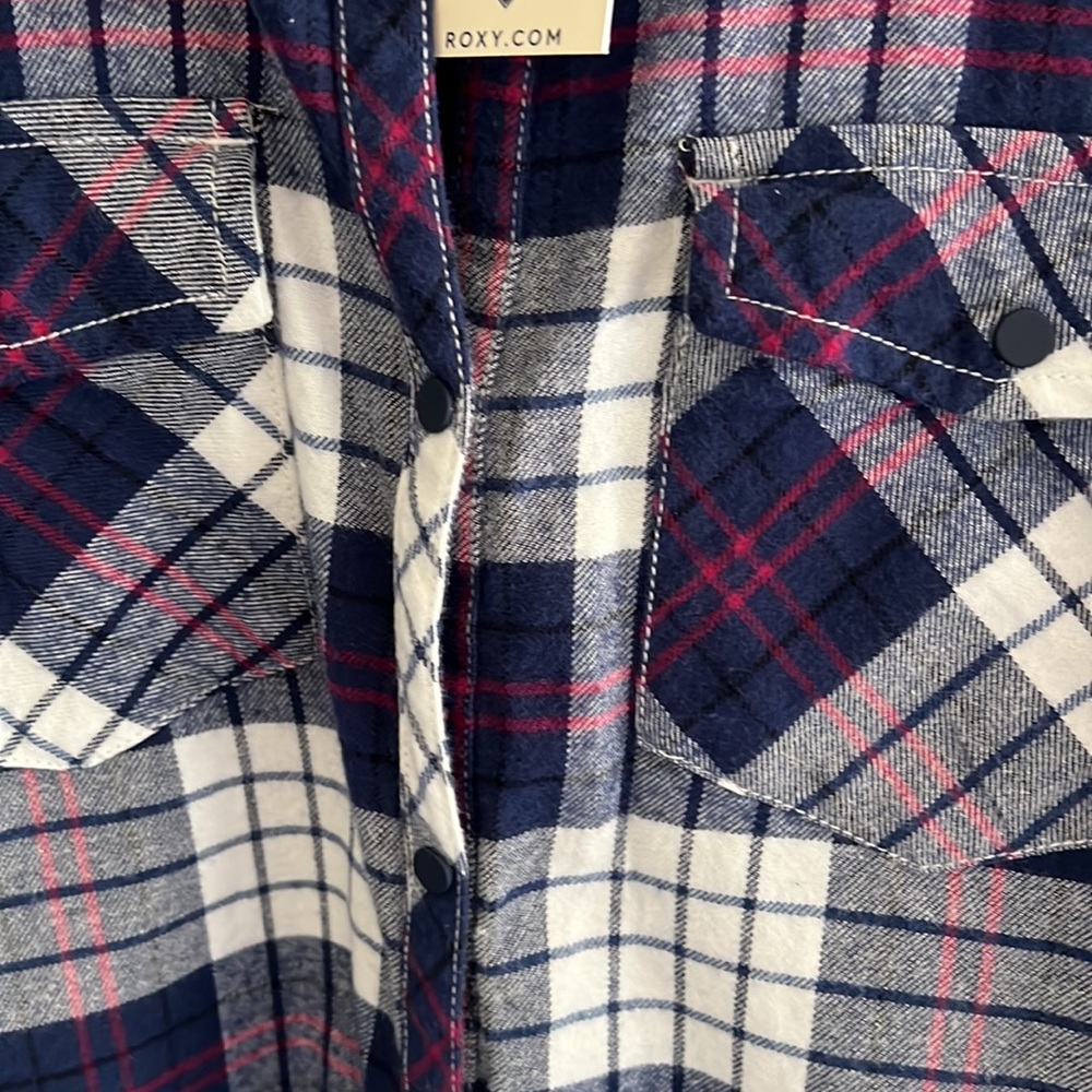 Roxy flannel - Picture 9 of 9